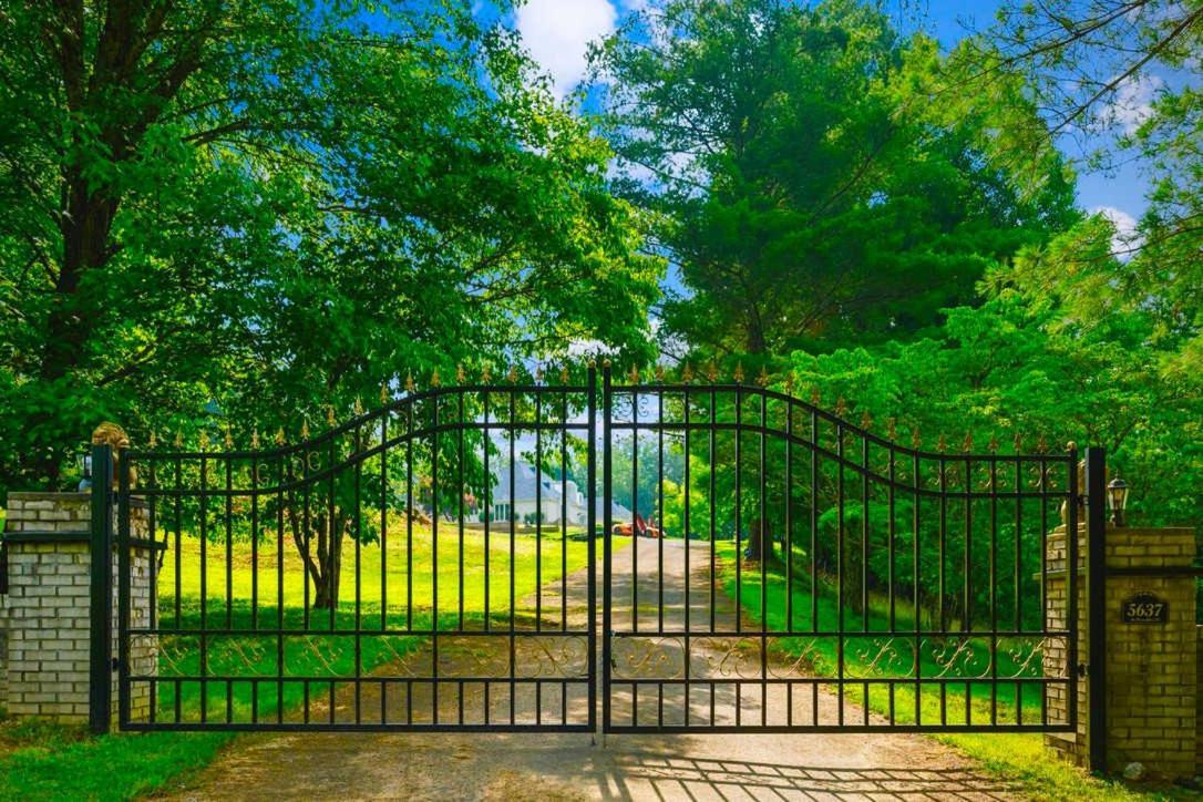 Gated Mansion - Basketball Court Movie Theater Views Villa Big Stone Gap ภายนอก รูปภาพ